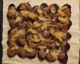 Foto del paso 6 de la receta: Empanada de morcilla, pera y queso de cabra