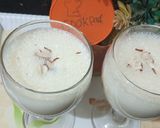 A picture of step 3 of Banana milk shake.