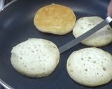 A picture of step 9 of Crumpets.