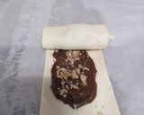Foto del paso 2 de la receta Rollitos de hojaldre rellenos de nutella y nueces