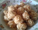 Foto langkah ke 5 dari resep Tahu rambutan isi telur.