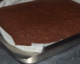 Foto del paso 8 de la receta: Bizcocho de remolacha y chocolate sobre culis de frambuesas