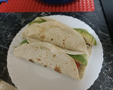 Foto del paso 5 de la receta: Burrito de hamburguesa y aguacate