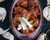 हेटी फुलांचे भजे (fulanche bhaje recipe in marathi) रेसिपी स्टेप 2 फोटो 