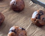 Foto langkah ke 7 dari resep Chewy Choco Cookies dg margarin cair.