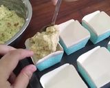 Foto langkah ke 5 dari resep Muffin Sosis Keju.