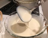 A picture of step 4 of French style “Vichyssoise” cold potato soup.