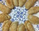 A picture of step 6 of Gujiya.