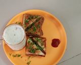 A picture of step 6 of Aaloo sandwich.