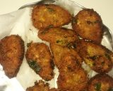 A picture of step 3 of Corn potato tikkis in tear drop shape.