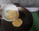 รูปขั้นตอนการทำที่ 2 ของ ข้าวผัดไข่ใส่ปลาสลิด