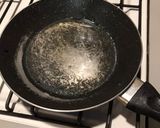 Foto langkah ke 5 dari resep Makanan AnakNasi Goreng Udang.