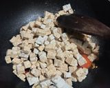 Foto langkah ke 4 dari resep Oseng tempe ebi daun jeruk.