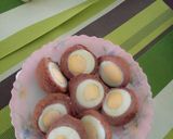 A picture of step 1 of Scotch eggs.