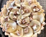 Foto del passaggio 8 della ricetta Crostatine di mele e sorbe