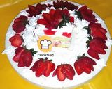 A picture of step 11 of Strawberries cake.