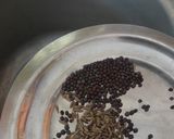 A picture of step 4 of Rajma gravy.
