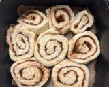 Une image de l'étape 5 de Cinnamon roll air fryer.