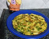 Foto del paso 4 de la receta: Tortilla con papa bastón y verde de la huerta 😍 👩‍🌾