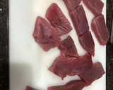Foto del paso 3 de la receta: Atún rojo en salsa