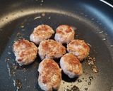 Foto del passaggio 4 della ricetta Cialda croccante di patate, crema di lenticchie con bocconcino di salciccia 🥔🫘🥓