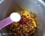 A picture of step 5 of Kathiyawadi Lauki Aloo Sabzi (Bottle Gourd & Potatoes Curry).