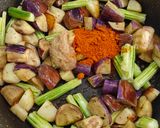 A picture of step 8 of Mixed Vegetable Curry.