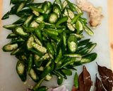 Foto langkah ke 1 dari resep Oseng Tempe Cabe Ijo.