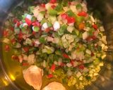 Foto del paso 3 de la receta: Pisto en salsa de pimientos choriceros