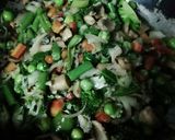 A picture of step 2 of Dalia oats veggies.