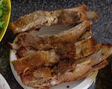 Foto del paso 1 de la receta: Sopa de papas chascadas con costillas y chorizo