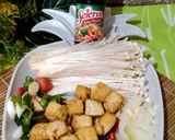 Foto langkah ke 1 dari resep Tumis Enoki Tahu.
