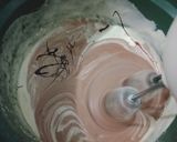 Foto langkah ke 3 dari resep Brownis kukus chocholatos.