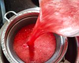 कलिंगड ज्यूस (kalingad juice recipe in marathi) रेसिपी स्टेप 2 फोटो 