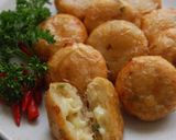 Foto langkah ke 4 dari resep Perkedel Kentang Keju.