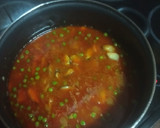 Foto del paso 3 de la receta: Arroz con chocos y mejillones con alioli