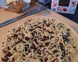 Foto langkah ke 4 dari resep Terang Bulan atau Martabak Manis Teflon.
