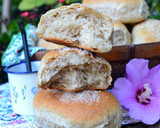 Foto del paso 5 de la receta: Pancitos dulces con harina integral y crema💜
