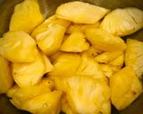 Hình bước làm 3 của món Gà Kho Thơm