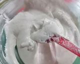 Foto del paso 5 de la receta: Besos de merengue sabor plátano y bomba de azúcar