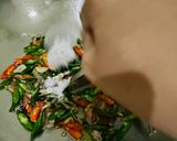 Foto langkah ke 4 dari resep Oseng Buncis dan Kikil.