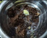 A picture of step 3 of Double Layer Chocolate Peda.