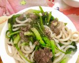 Hình bước làm 3 của món Mỳ udon xào thịt bò
