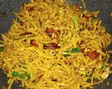 Foto langkah ke 3 dari resep Mie Goreng Sanggul Khas Singkawang.