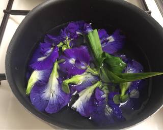 Es Cendol In the blue - Step 1