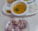 પરોઠા મટર પનીર સબ્જી    ભાત દાળ ડુંગળીનું સલાડ અને લીંબુ નું અથાણું રેસીપી સ્ટેપ6ફોટો