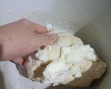 Foto langkah ke 3 dari resep Donat kacang&coklat empuk tanpa telur.