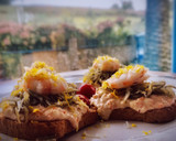 Foto del paso 6 de la receta: Tosta de gulas