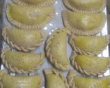Foto del paso 7 de la receta: Empanadas de pescado con masa casera integral
