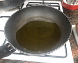 Foto del paso 1 de la receta: Lomo en salsa de cebolla con tiras de piquillo